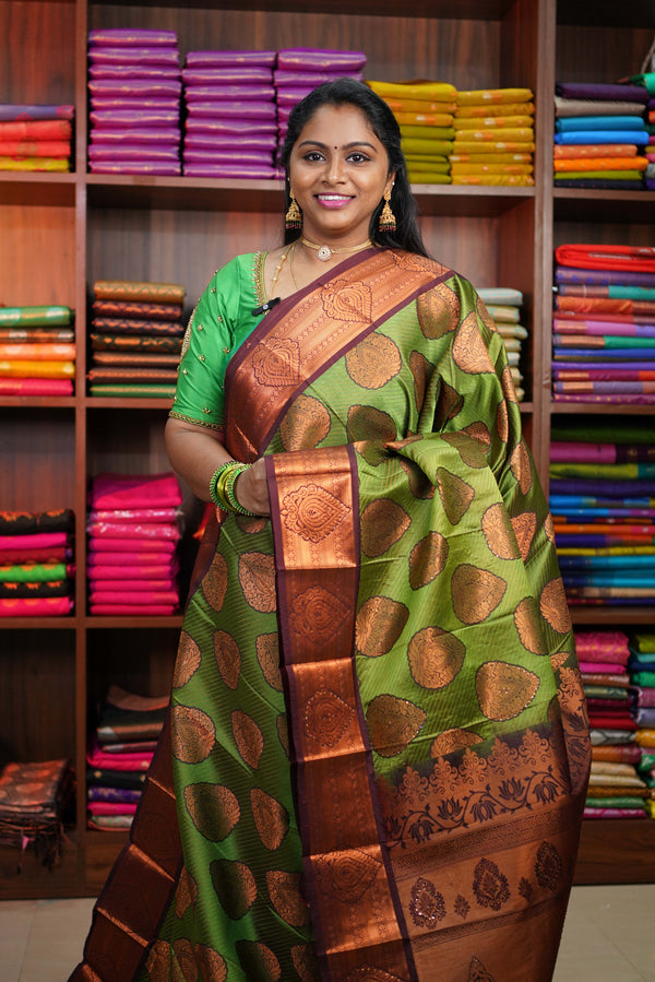 Green and Maroon Kanchipuram Bridal Soft Silk Banarasi Saree