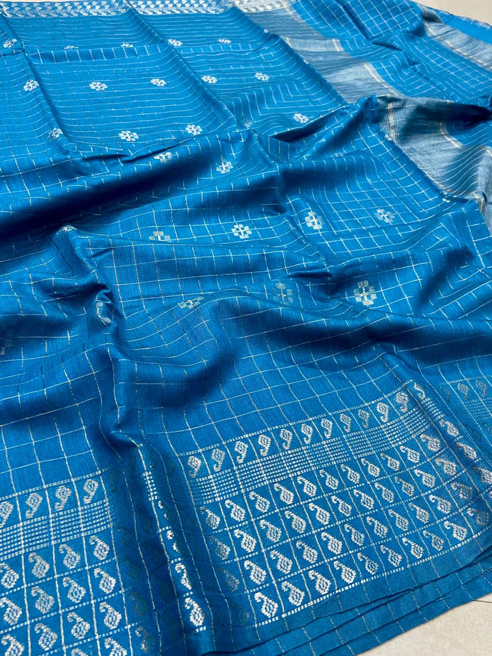 Premium Linen Saree – Sapphire Blue with Silver Checks & Paisley Woven Border