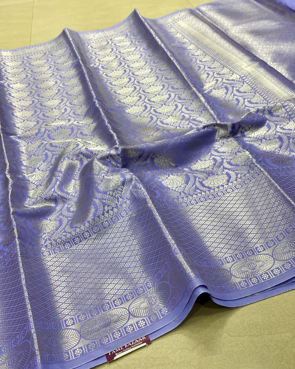 Premium Banarasi Saree – Lavender with All-Over Silver Zari Weaving & Rich Designer Pallu