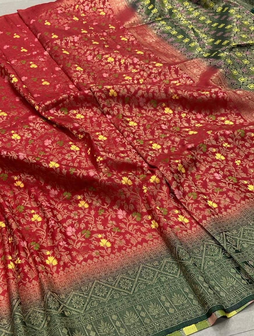 Premium Paithani Saree – Maroon Floral Weaving with Bottle Green Rich Pallu