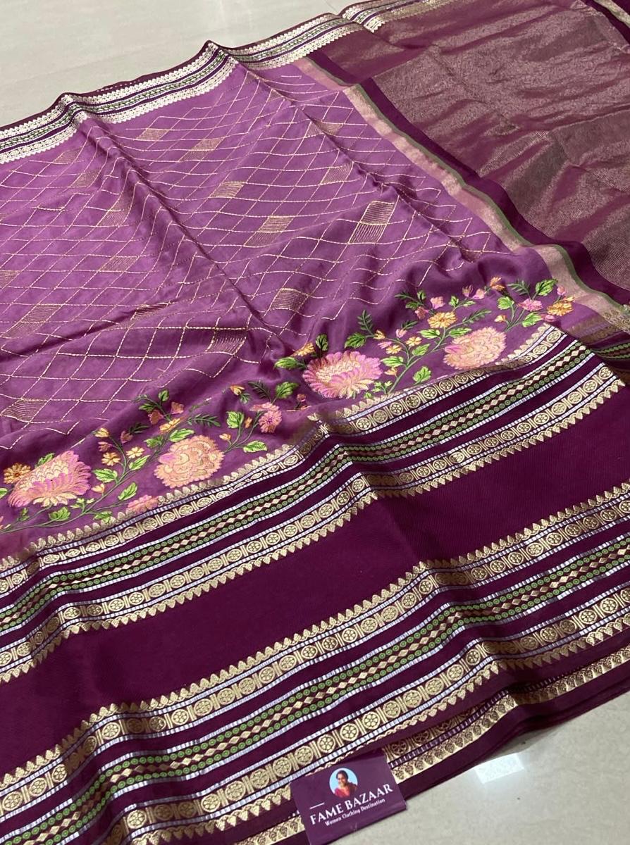 Premium Linen Embroidery Saree – Wine Purple with Floral Embroidered Pallu & Rich Woven Border
