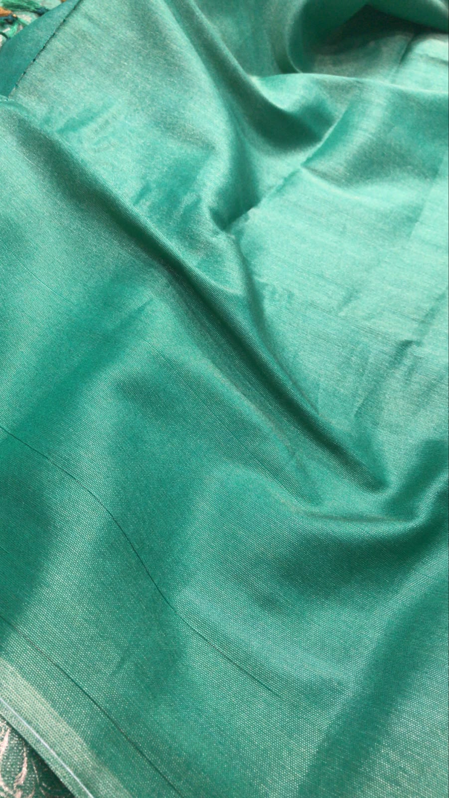 Banarasi Saree – Sea Green with Silver Floral Zari Weaving